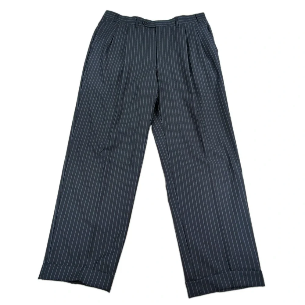 Canali Suit Mens 44R Navy Pinstripe Super 120s Wool Italy Saks Fifth Ave